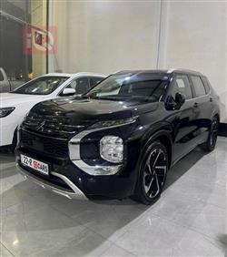 ميتسوبيشي اوتلاندر